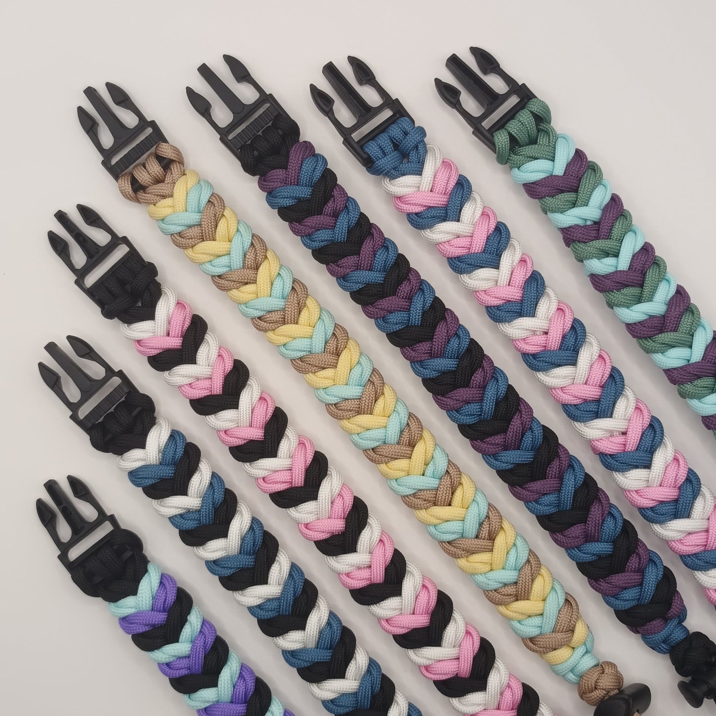 Paracord Bottle Handle (Premium - 3 colours)