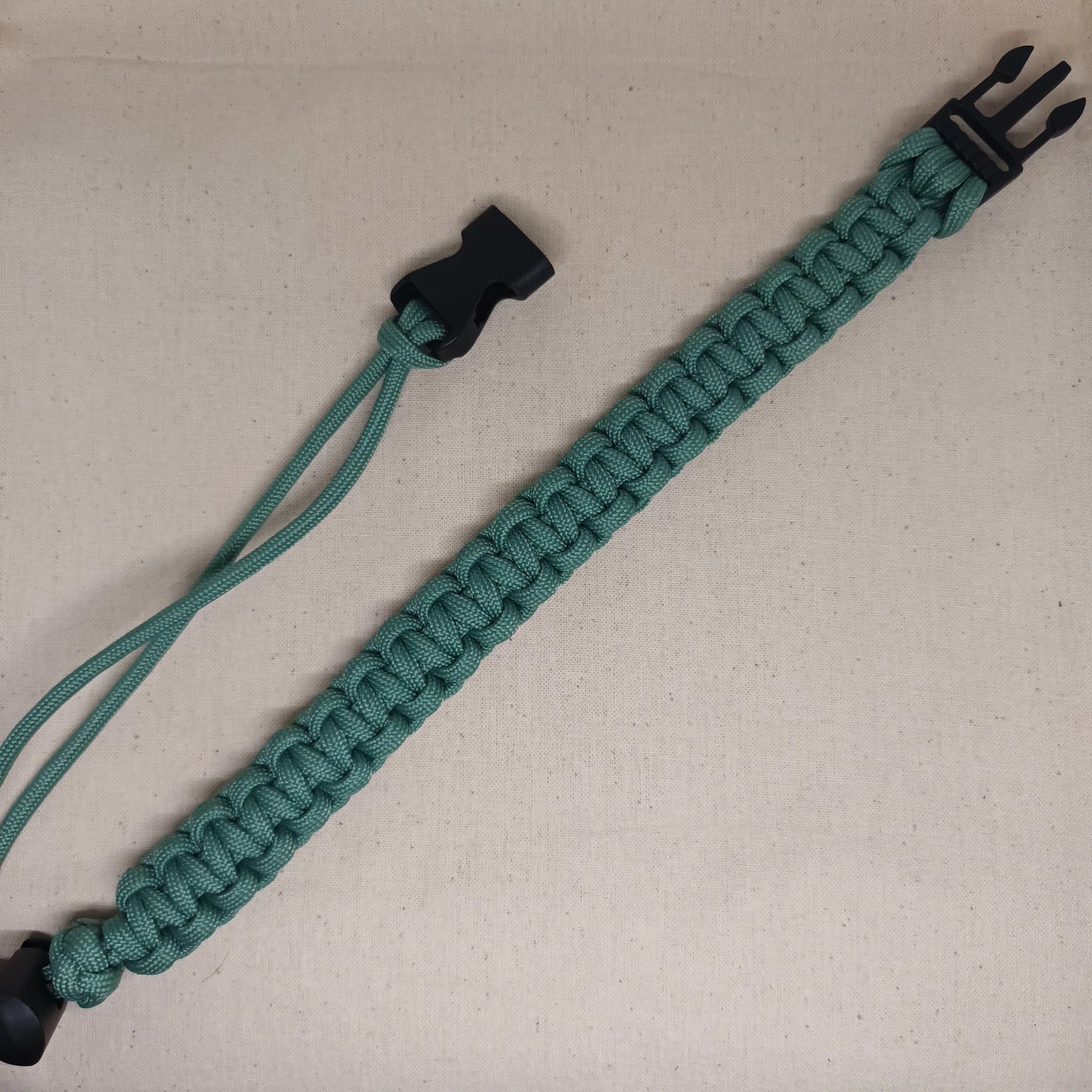 Paracord Bottle Handle (Basic)